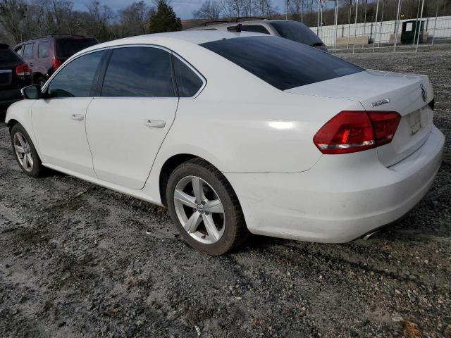 Изображение 2 2015 VOLKSWAGEN PASSAT SE 2015 с VIN 1VWBV7A31FC058232