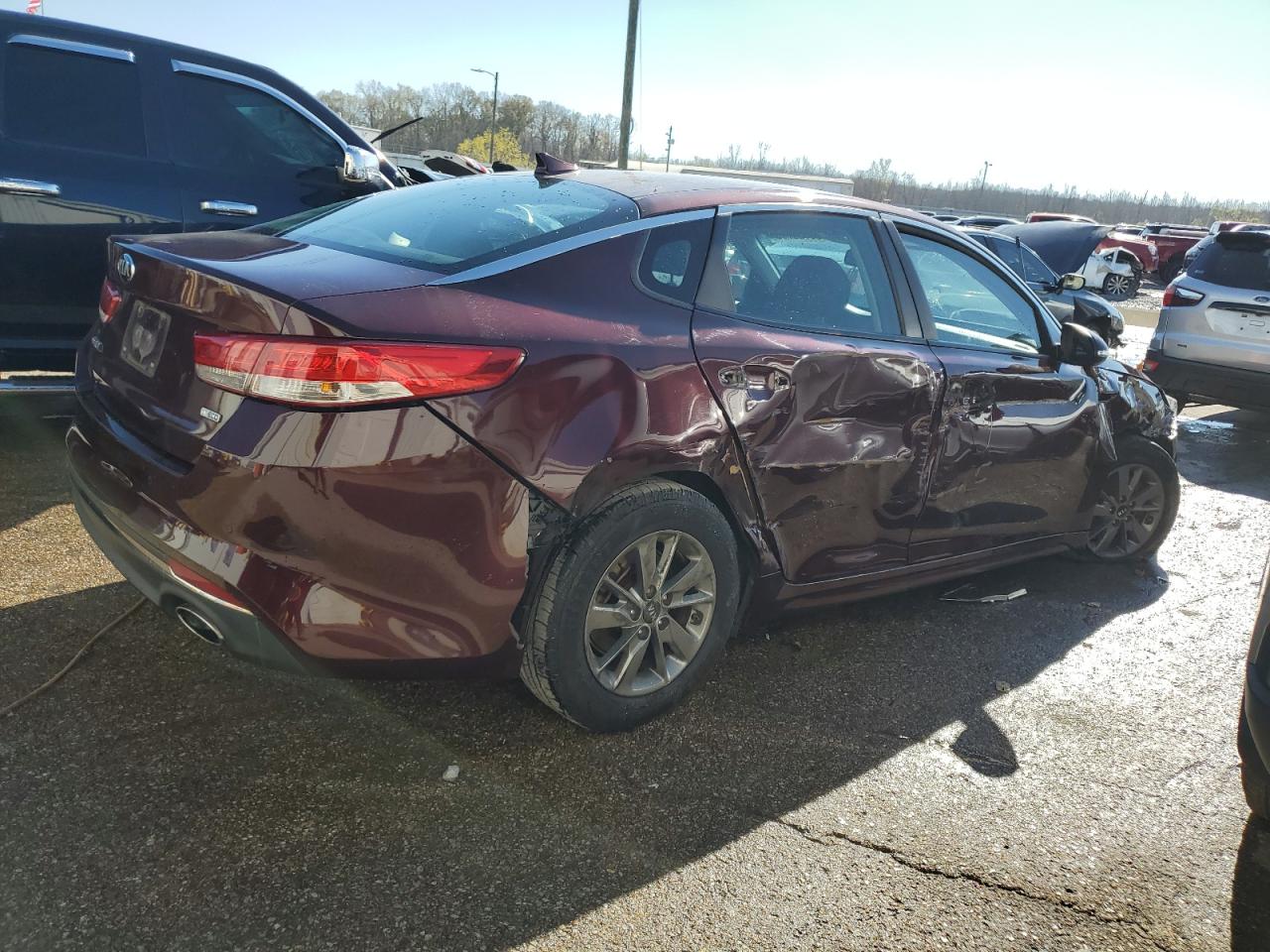 Obraz 3 z 2016 KIA OPTIMA LX 2016 z VIN 5XXGT4L19GG009497