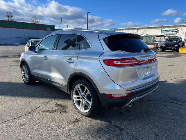 Obraz 3 z 2017 LINCOLN MKC RESERVE 2017 z VIN 5LMCJ3D9XHUL46445