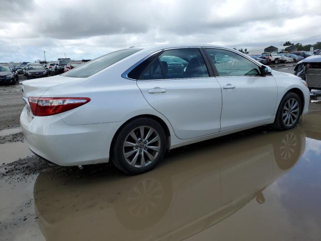 Image 3 of 2015 TOYOTA CAMRY LE 2015 with VIN 4T1BF1FK2FU032127
