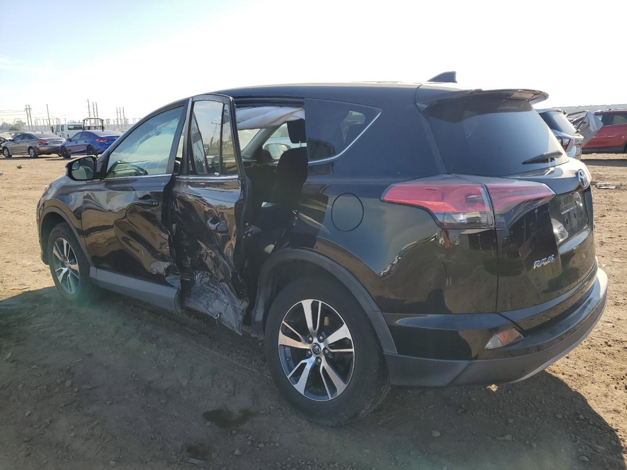 Изображение 2 2018 TOYOTA RAV4 ADVENTURE 2018 с VIN 2T3WFREV7JW413290