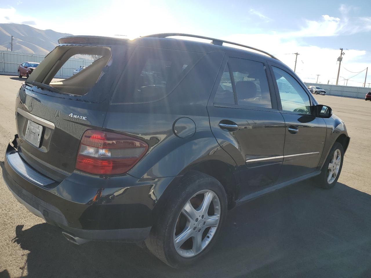 Image 3 of 2008 MERCEDES-BENZ ML 350 2008 with VIN 4JGBB86E38A352642