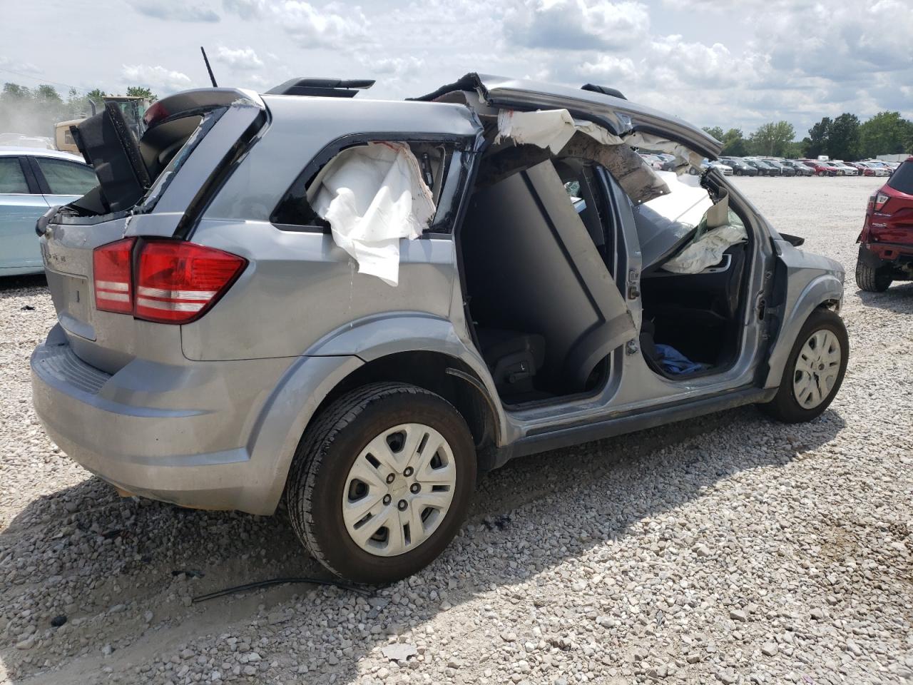 Изображение 3 2018 DODGE JOURNEY SE 2018 с VIN 3C4PDCABXJT498555