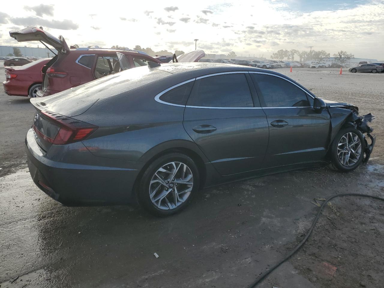 Obraz 3 z 2021 HYUNDAI SONATA SEL 2021 z VIN KMHL64JA9MA165583