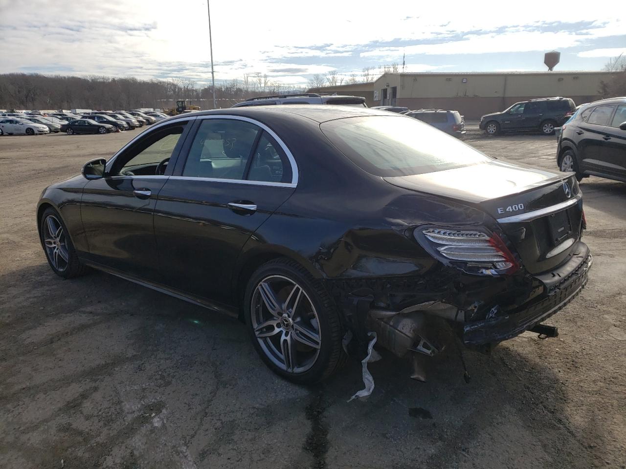 Image 2 of 2018 MERCEDES-BENZ E 400 4MATIC 2018 with VIN WDDZF6GB1JA362551