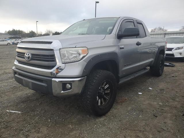 Изображение 2015 TOYOTA TUNDRA DOUBLE CAB SR/SR5 2015
