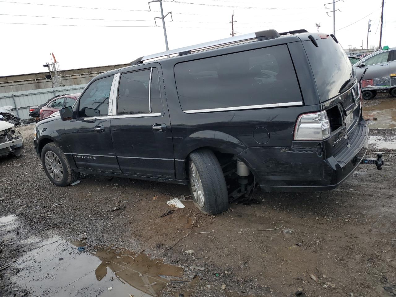 Изображение 2 2013 LINCOLN NAVIGATOR L 2013 с VIN 5LMJJ3H57DEL04706