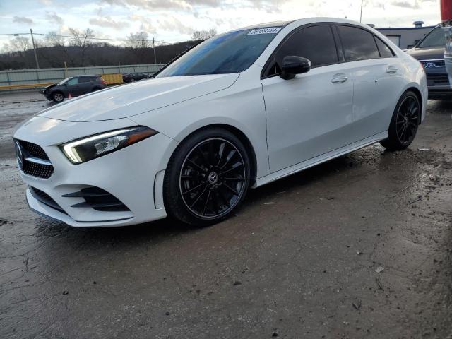 Image 1 of 2019 MERCEDES-BENZ A 220 4MATIC 2019 with VIN WDD3G4FB4KW015549
