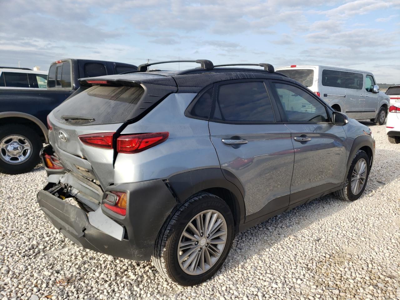 Изображение 3 2020 HYUNDAI KONA SEL 2020 с VIN KM8K22AA4LU556505