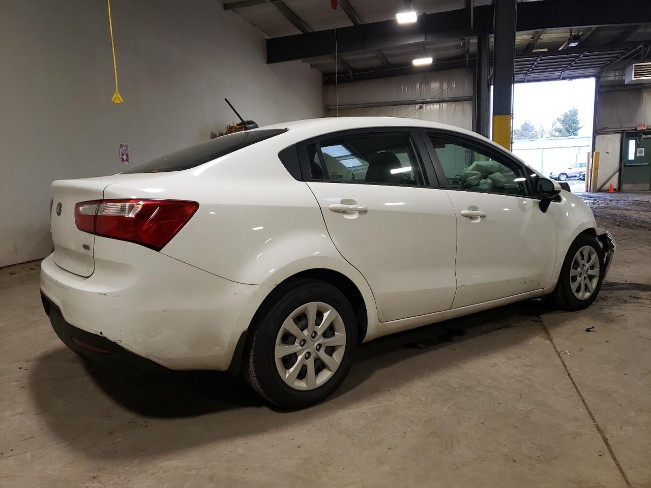 Image 3 of 2015 KIA RIO LX 2015 with VIN KNADM4A39F6462095