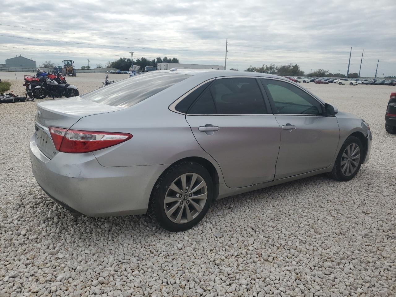 Изображение 3 2017 TOYOTA CAMRY LE 2017 с VIN 4T1BF1FK3HU768366