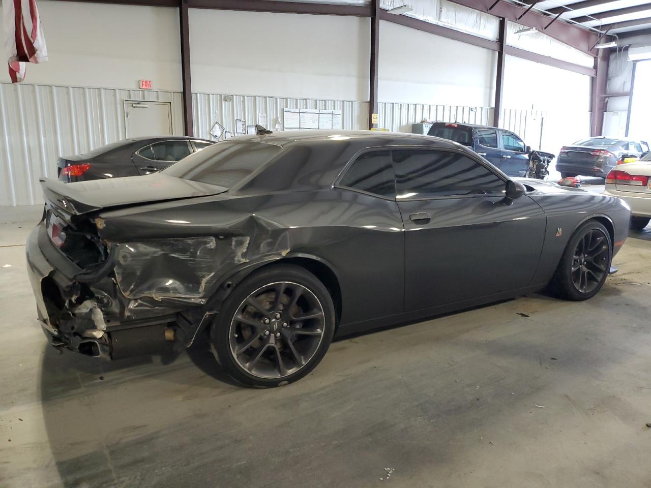 Obraz 3 z 2022 DODGE CHALLENGER R/T SCAT PACK 2022 z VIN 2C3CDZFJ2NH192308