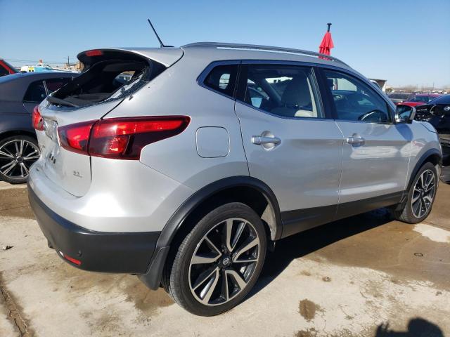 Obraz 3 z 2019 NISSAN ROGUE SPORT S 2019 z VIN JN1BJ1CP0KW220424