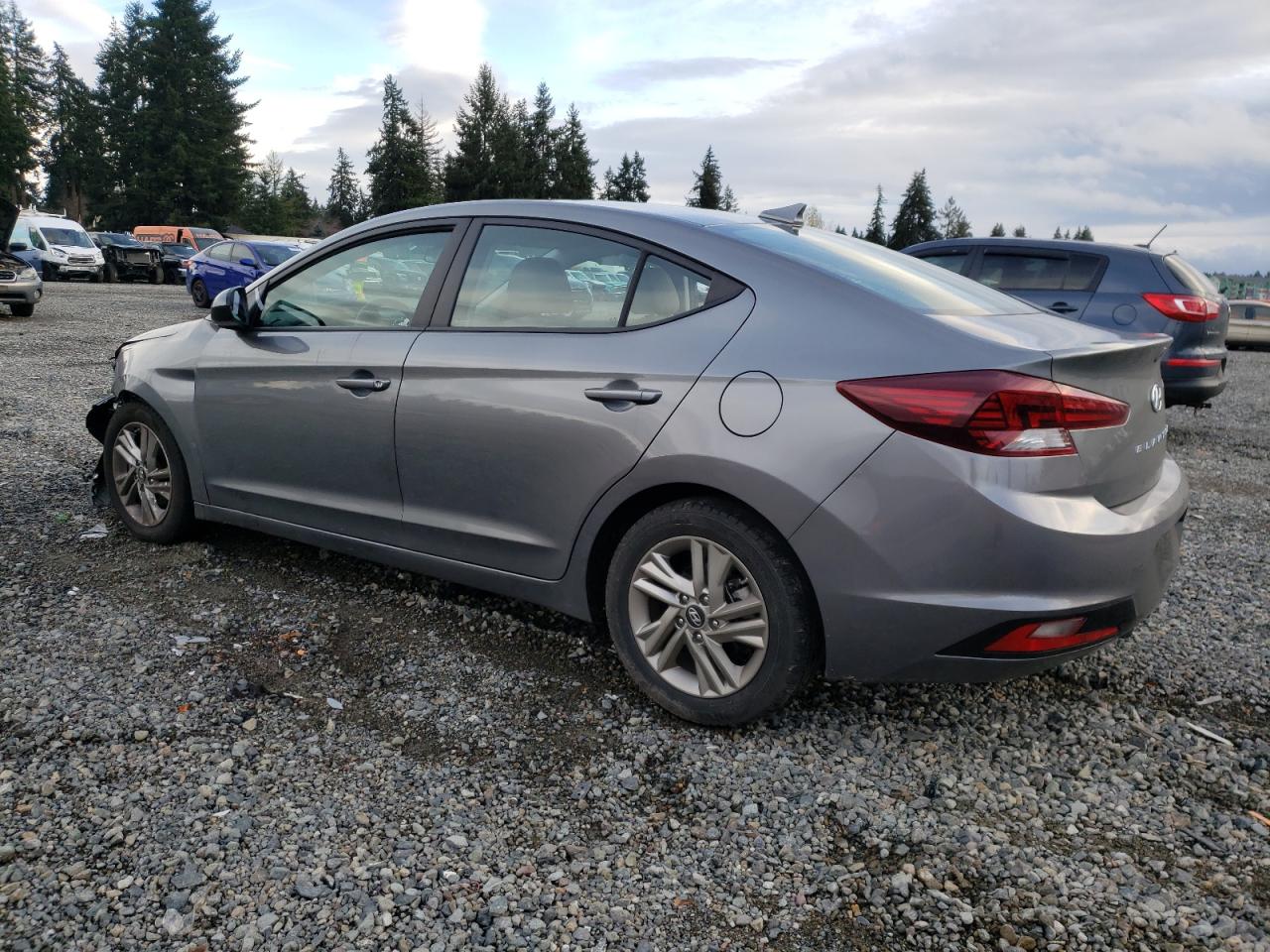 Изображение 2 2019 HYUNDAI ELANTRA SEL 2019 с VIN 5NPD84LF3KH458428