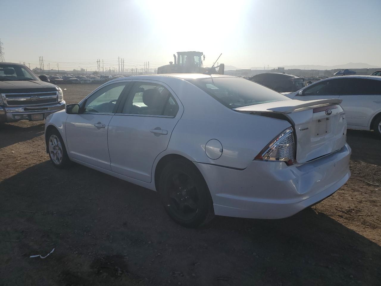 Изображение 2 2011 FORD FUSION SE 2011 с VIN 3FAHP0HA5BR242321