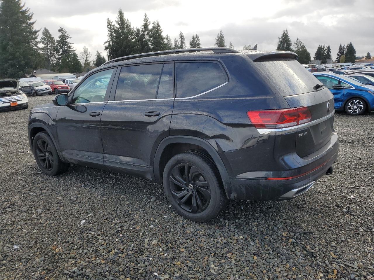 Изображение 2 2022 VOLKSWAGEN ATLAS SE 2022 с VIN 1V2KR2CA8NC558763