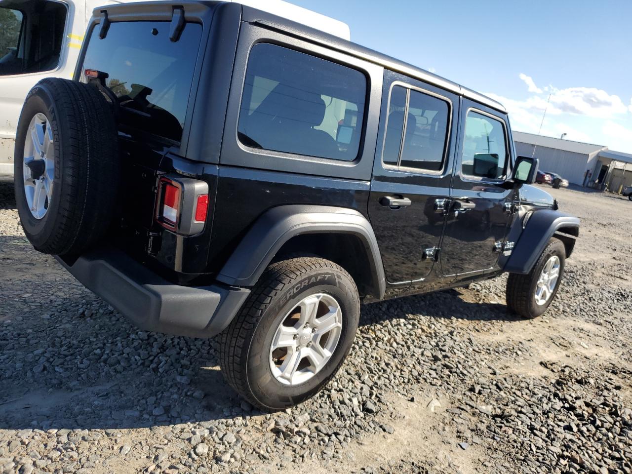 Изображение 3 2021 JEEP WRANGLER UNLIMITED SPORT 2021 с VIN 1C4HJXDN5MW592240