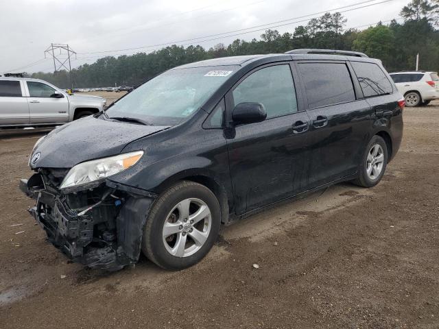 Изображение 2015 TOYOTA SIENNA LE 2015