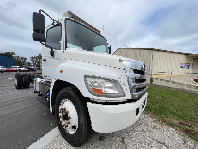 Image 1 of 2011 HINO 258/268  2011 with VIN 5PVNJ8JR6B4S50434