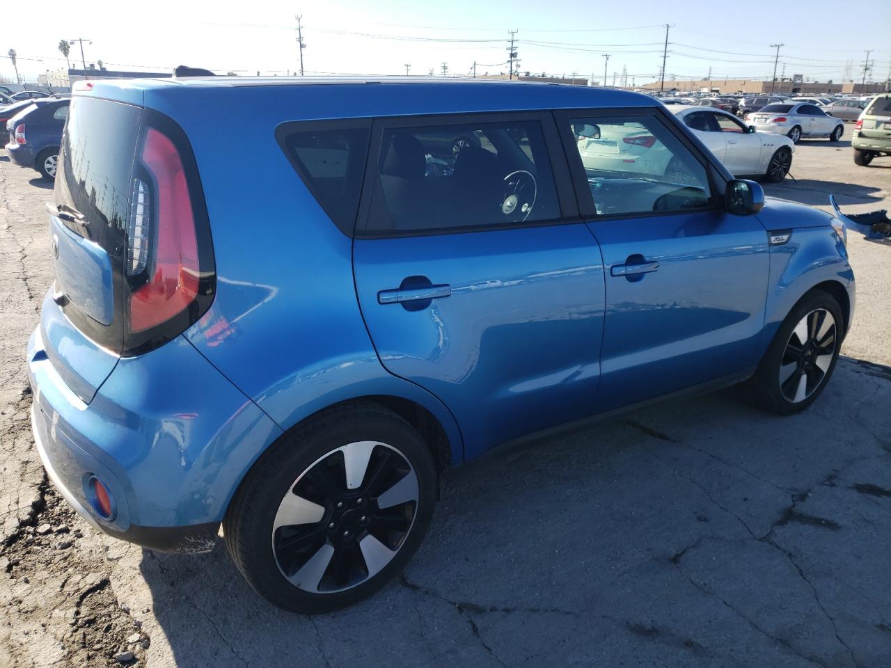 Image 3 of 2018 KIA SOUL + 2018 with VIN KNDJP3A5XJ7558720