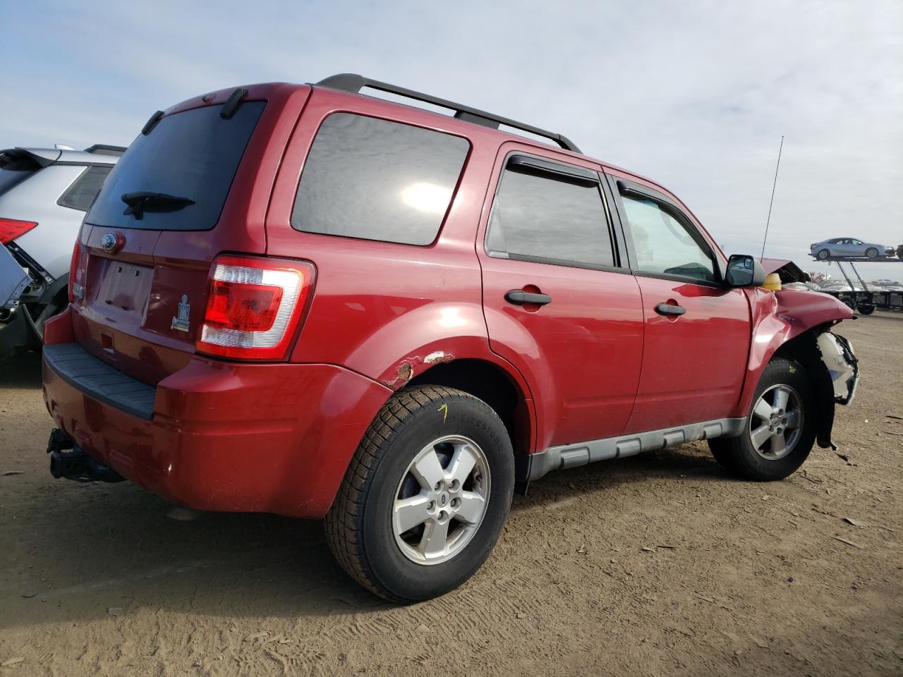 Image 3 of 2010 FORD ESCAPE XLT 2010 with VIN 1FMCU0DG4AKB42443