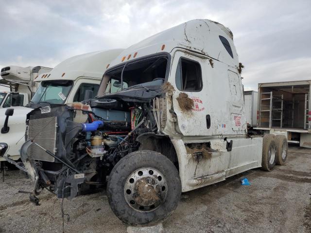 Image 2 of 2013 FREIGHTLINER CASCADIA 125  2013 with VIN 1FUJGLDR8DSBV4150