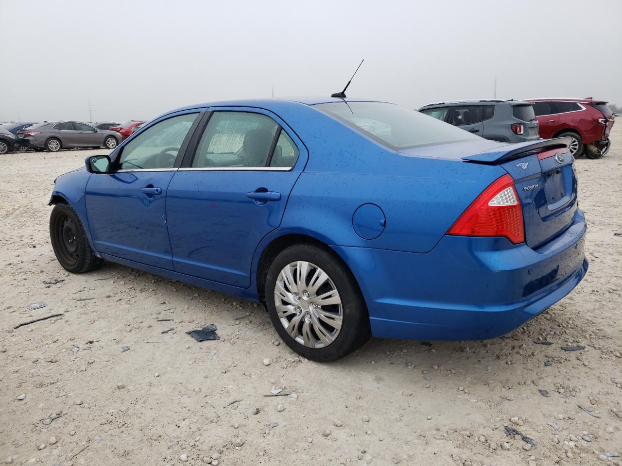 Image 2 of 2011 FORD FUSION SE 2011 with VIN 3FAHP0HAXBR189213