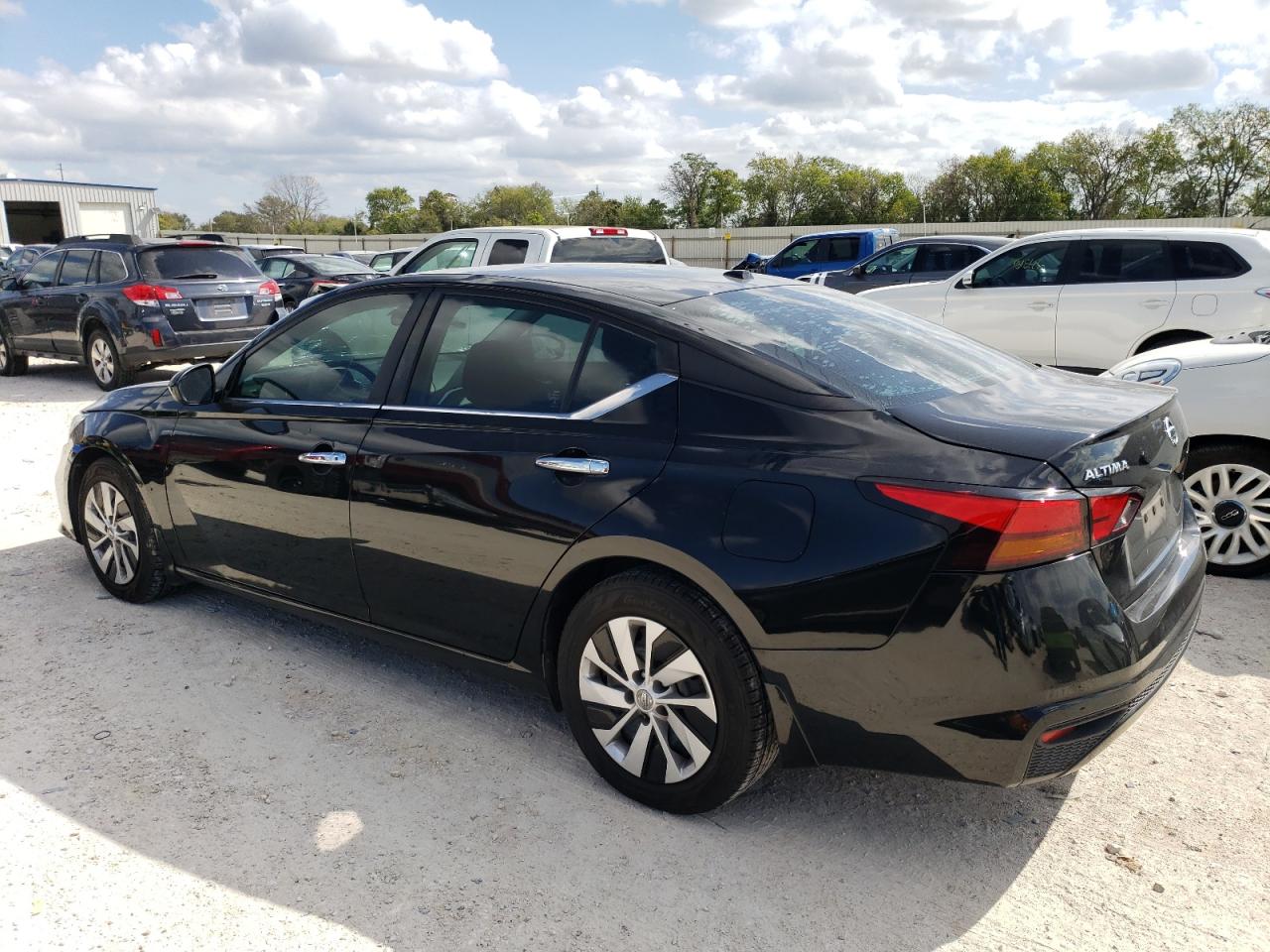 Obraz 2 z 2019 NISSAN ALTIMA S 2019 z VIN 1N4BL4BV9KN313933