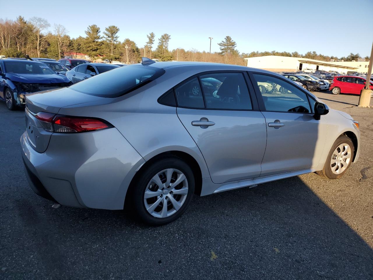 Obraz 3 z 2023 TOYOTA COROLLA LE 2023 z VIN 5YFB4MDE4PP044805