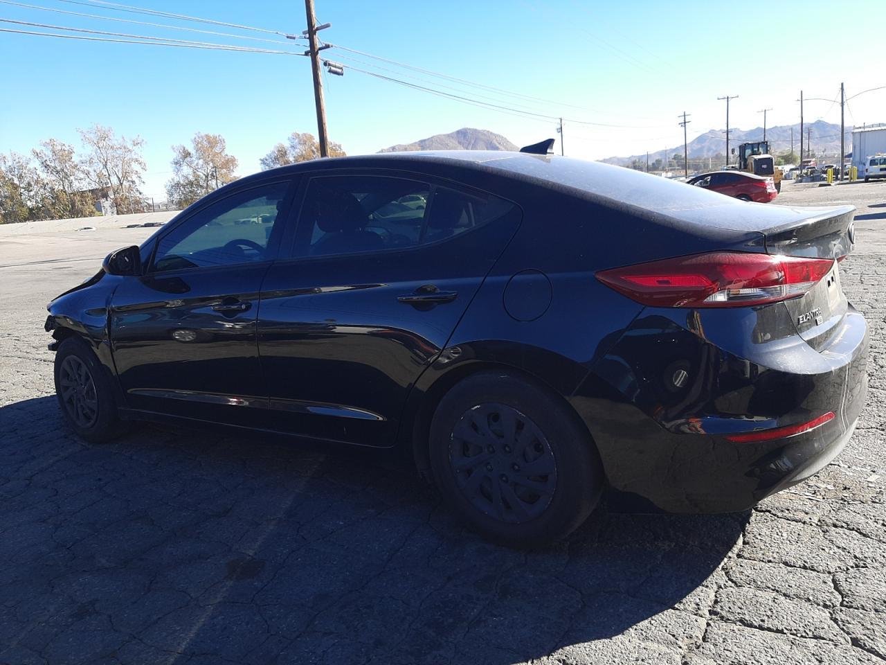 Изображение 2 2017 HYUNDAI ELANTRA SE 2017 с VIN 5NPD74LF3HH074953