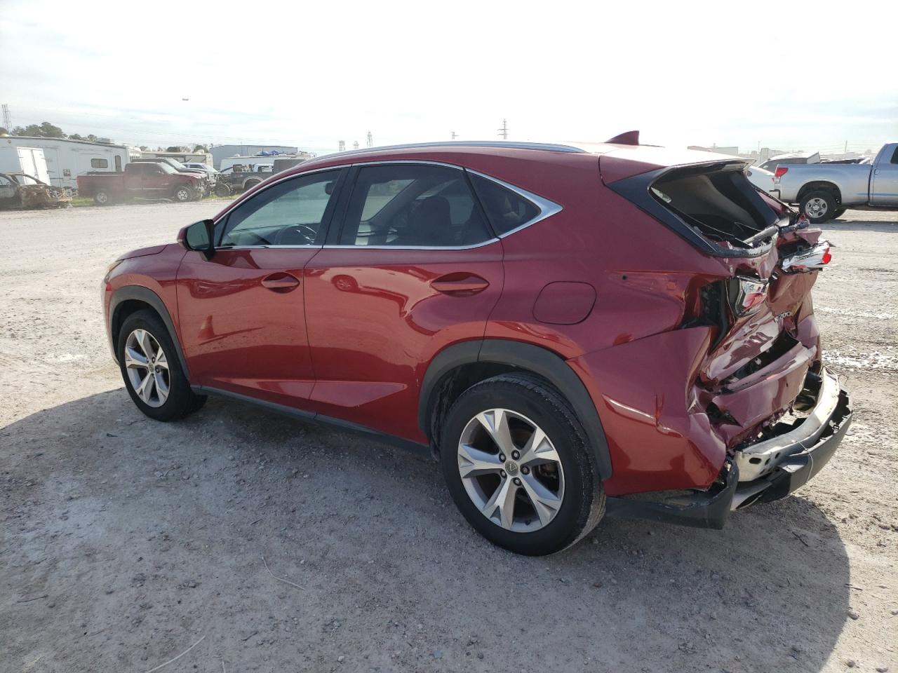 Obraz 2 z 2017 LEXUS NX 200T BASE 2017 z VIN JTJYARBZ5H2077363