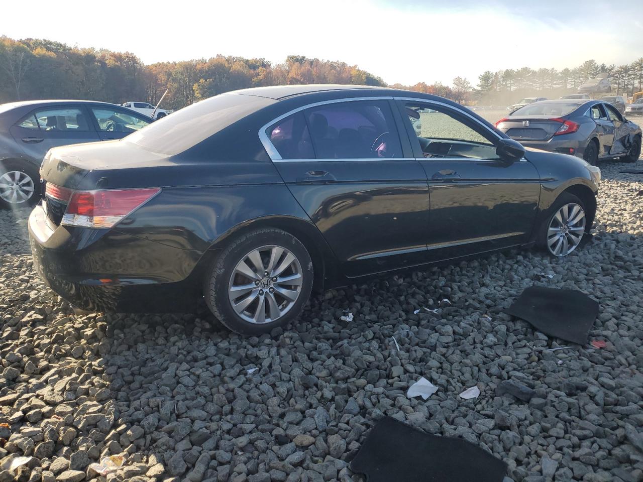 Image 3 of 2012 HONDA ACCORD EX 2012 with VIN 1HGCP2F77CA069678