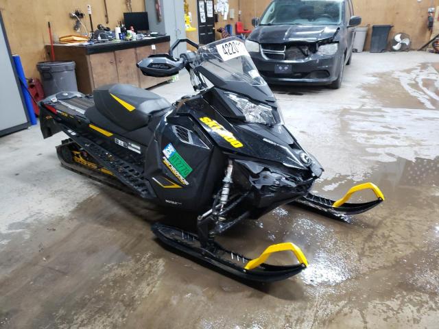 Изображение 2014 SKI DOO RENEGADE 2014