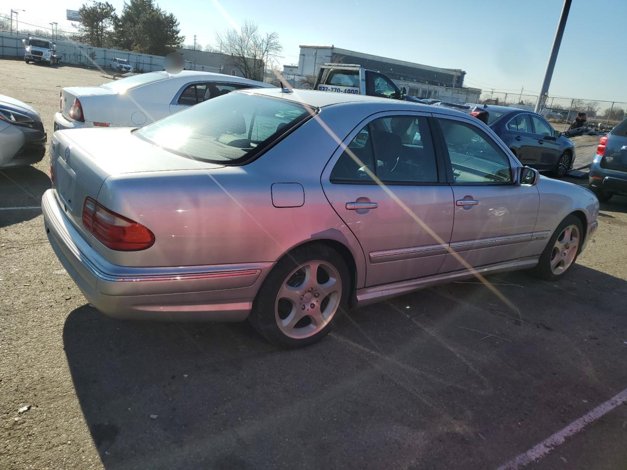 Изображение 3 2000 MERCEDES-BENZ E 430 2000 с VIN WDBJF70J8YB144852