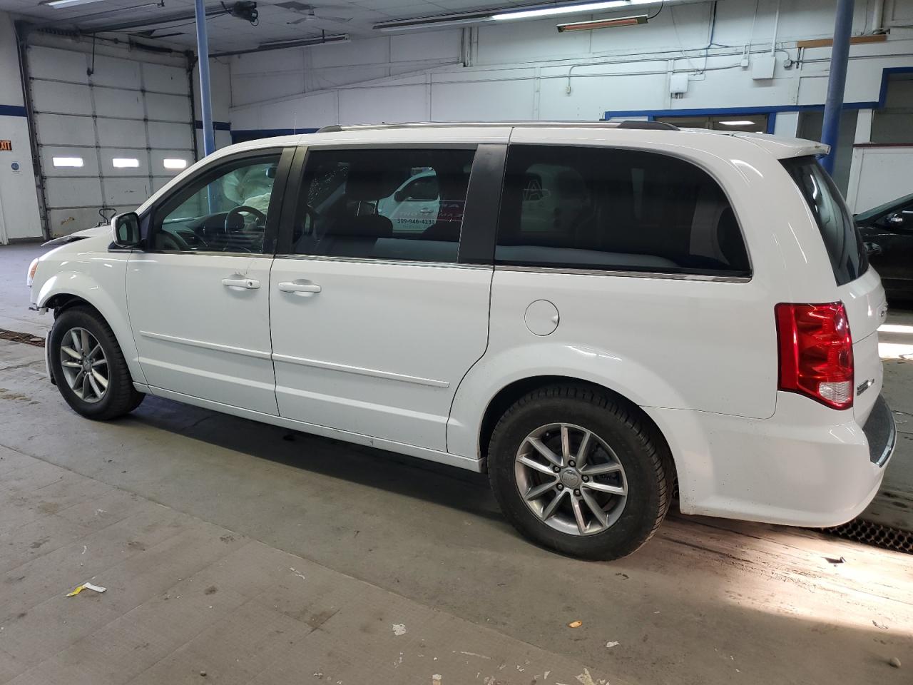 Image 2 of 2017 DODGE GRAND CARAVAN SXT 2017 with VIN 2C4RDGCG6HR861665