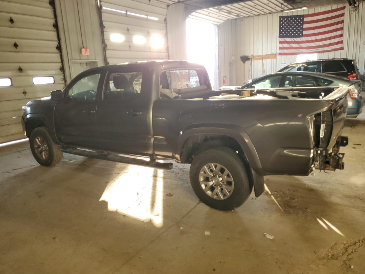 Изображение 2 2019 TOYOTA TACOMA DOUBLE CAB 2019 с VIN 3TMDZ5BN5KM064855