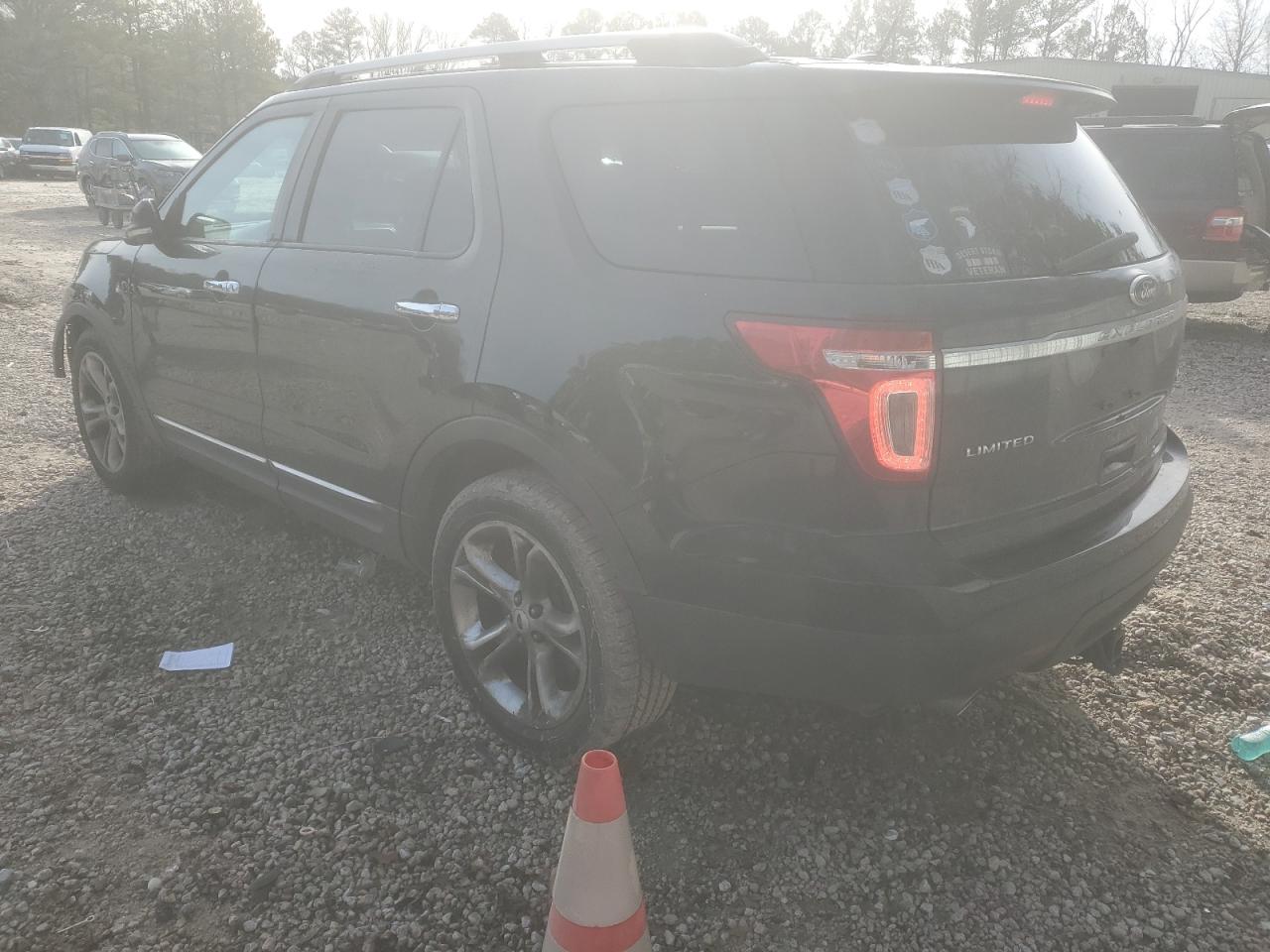 Image 2 of 2014 FORD EXPLORER LIMITED 2014 with VIN 1FM5K7F86EGC49046