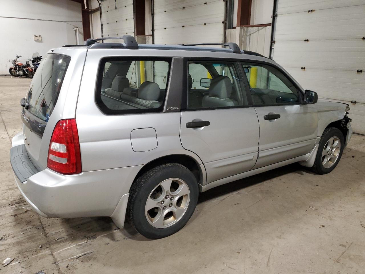 Obraz 3 z 2004 SUBARU FORESTER 2.5XS 2004 z VIN JF1SG65664H708383