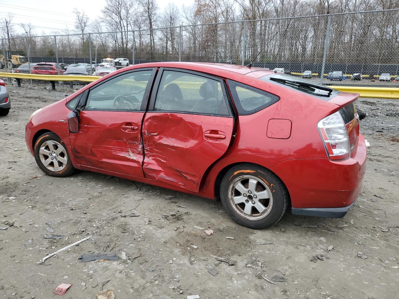Image 2 of 2007 TOYOTA PRIUS  2007 with VIN JTDKB20UX77609311