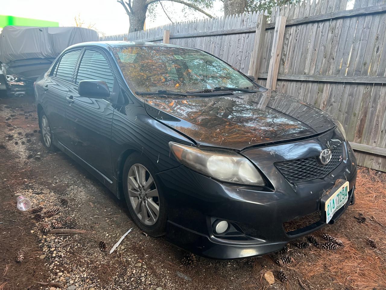 Image 1 of 2010 TOYOTA COROLLA BASE 2010 with VIN 2T1BU4EE9AC273907