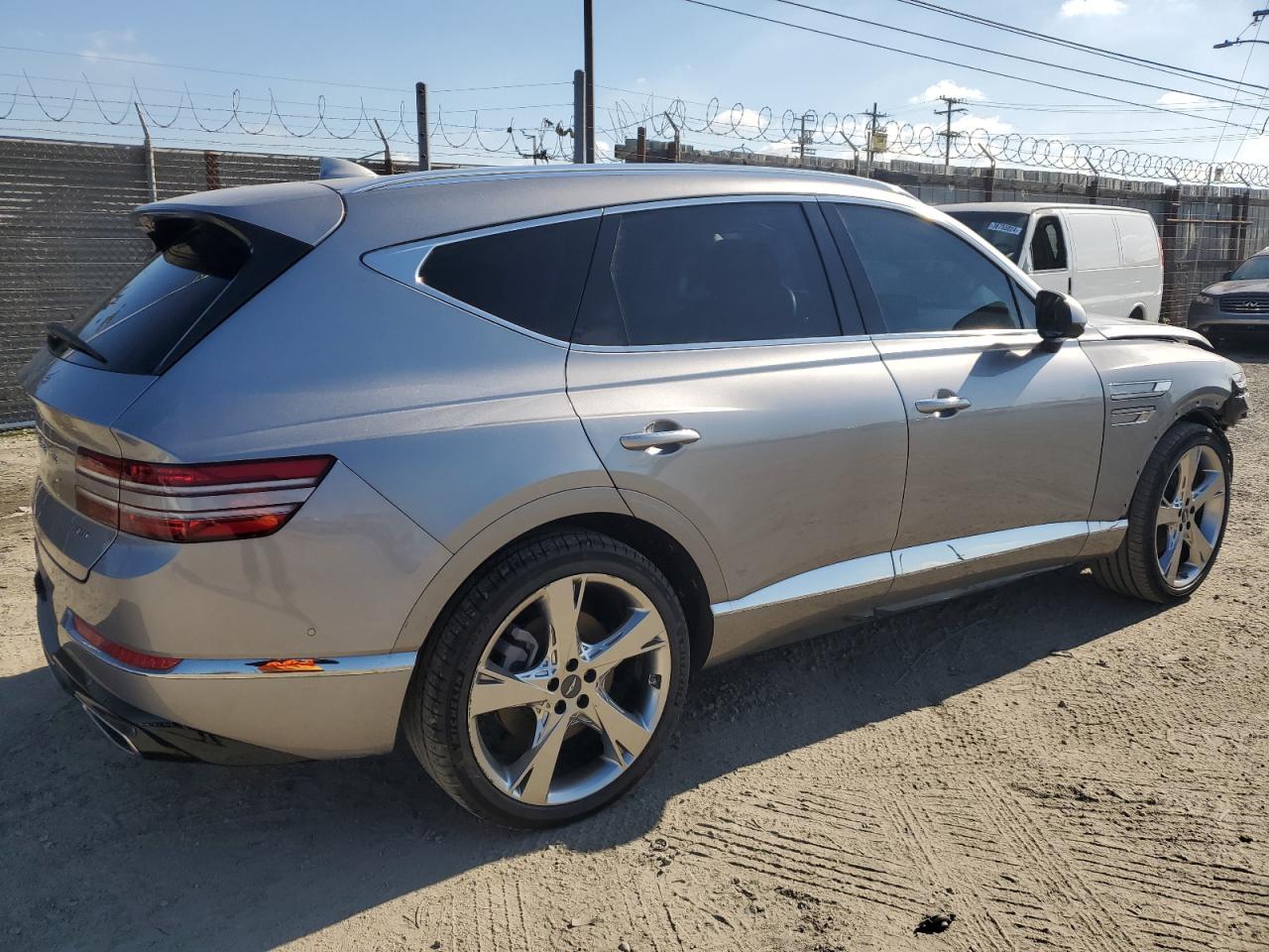 Obraz 3 z 2021 GENESIS GV80 BASE 2021 z VIN KMUHBDSBXMU049494