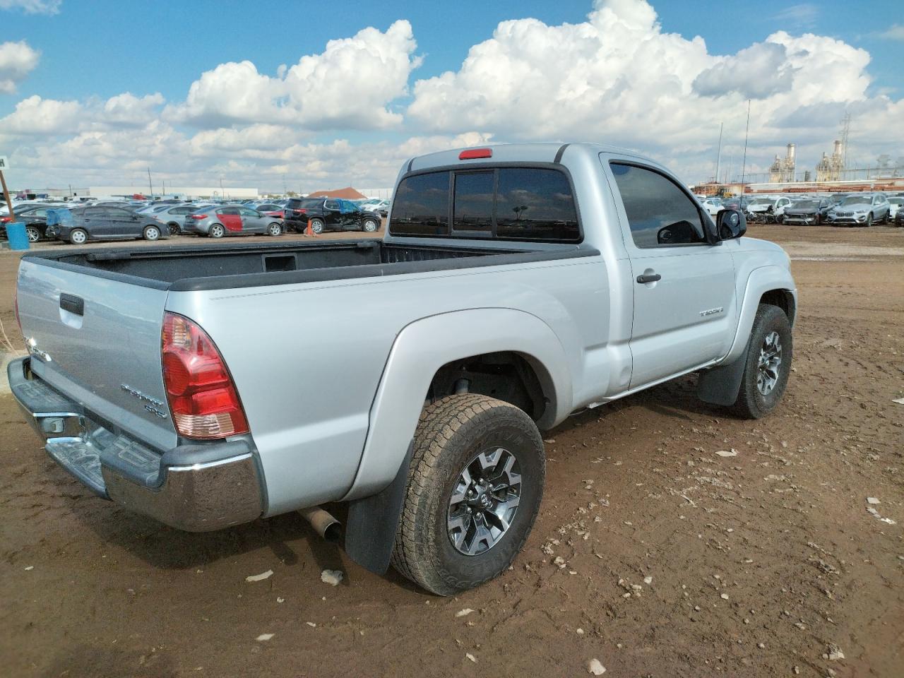 Image 3 of 2005 TOYOTA TACOMA PRERUNNER 2005 with VIN 5TENX62N65Z115402