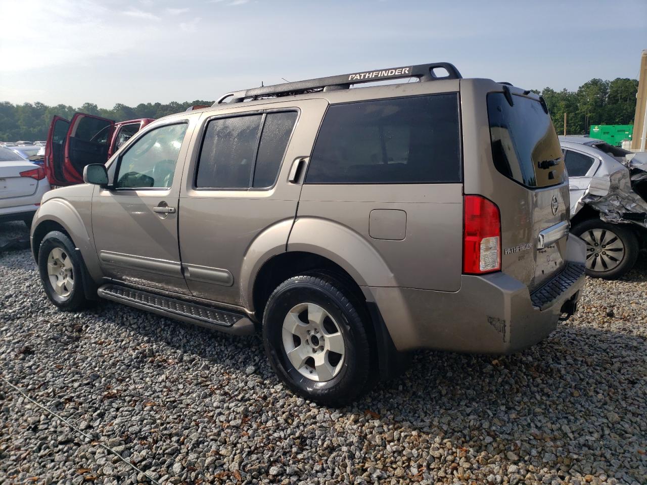 Изображение 2 2006 NISSAN PATHFINDER LE 2006 с VIN 5N1AR18U86C645845