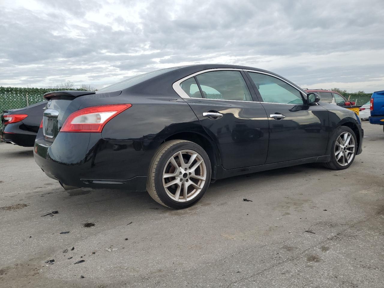 Image 3 of 2011 NISSAN MAXIMA S 2011 with VIN 1N4AA5AP3BC852523