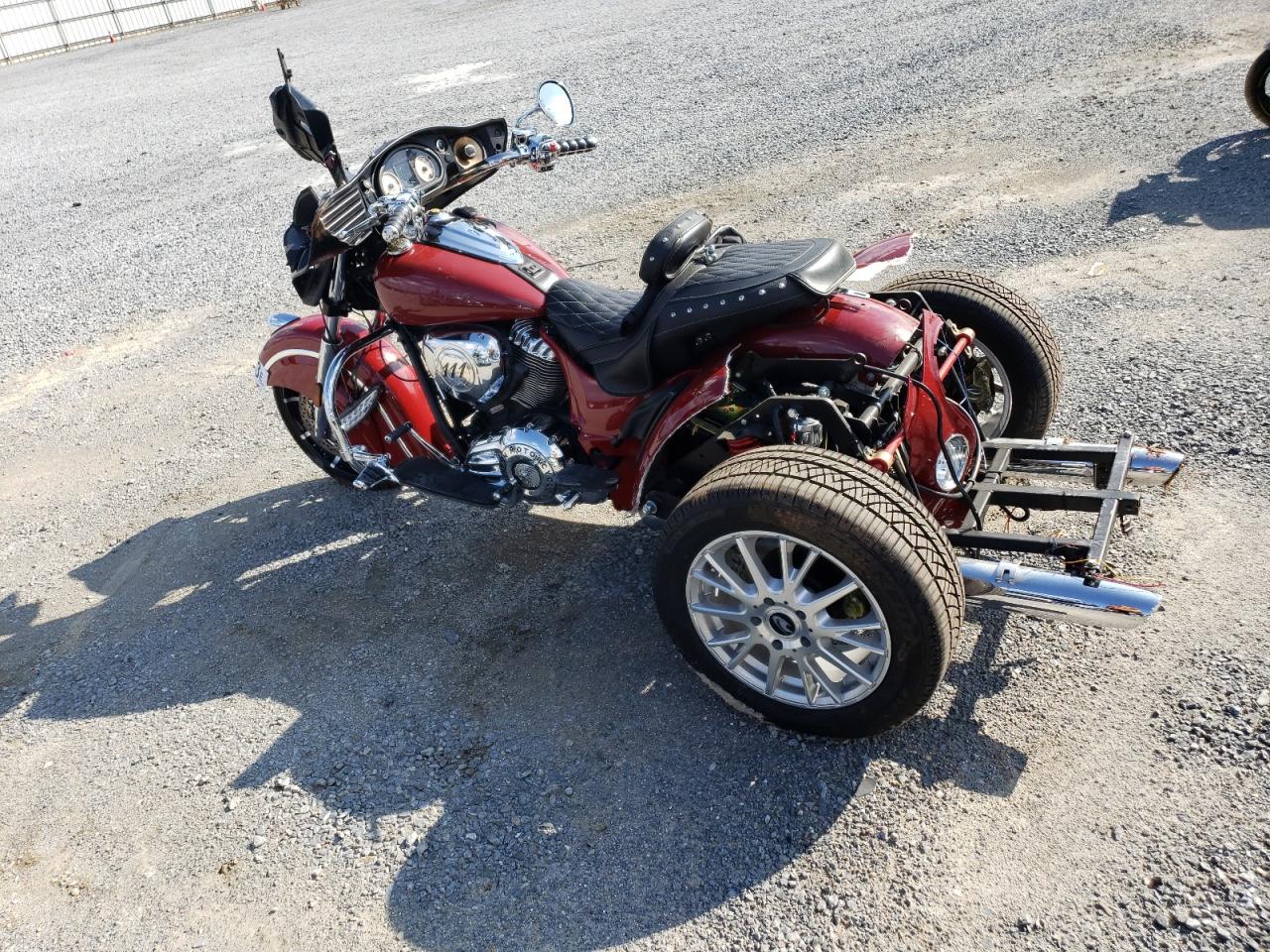 Изображение 3 2015 INDIAN MOTORCYCLE CO. CHIEFTAIN  2015 с VIN 56KTCAAA0F3326254