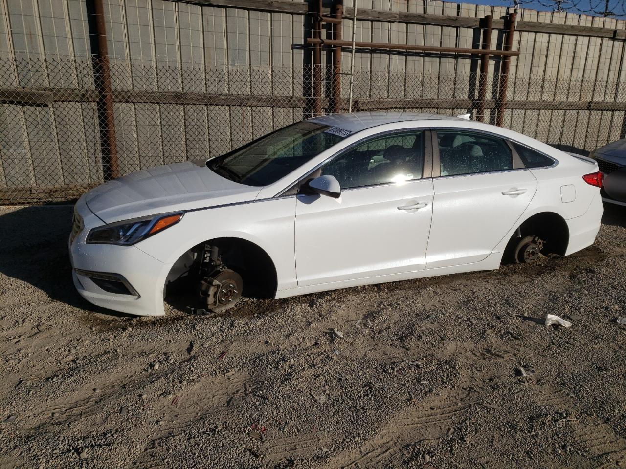 Изображение 2015 HYUNDAI SONATA SE 2015
