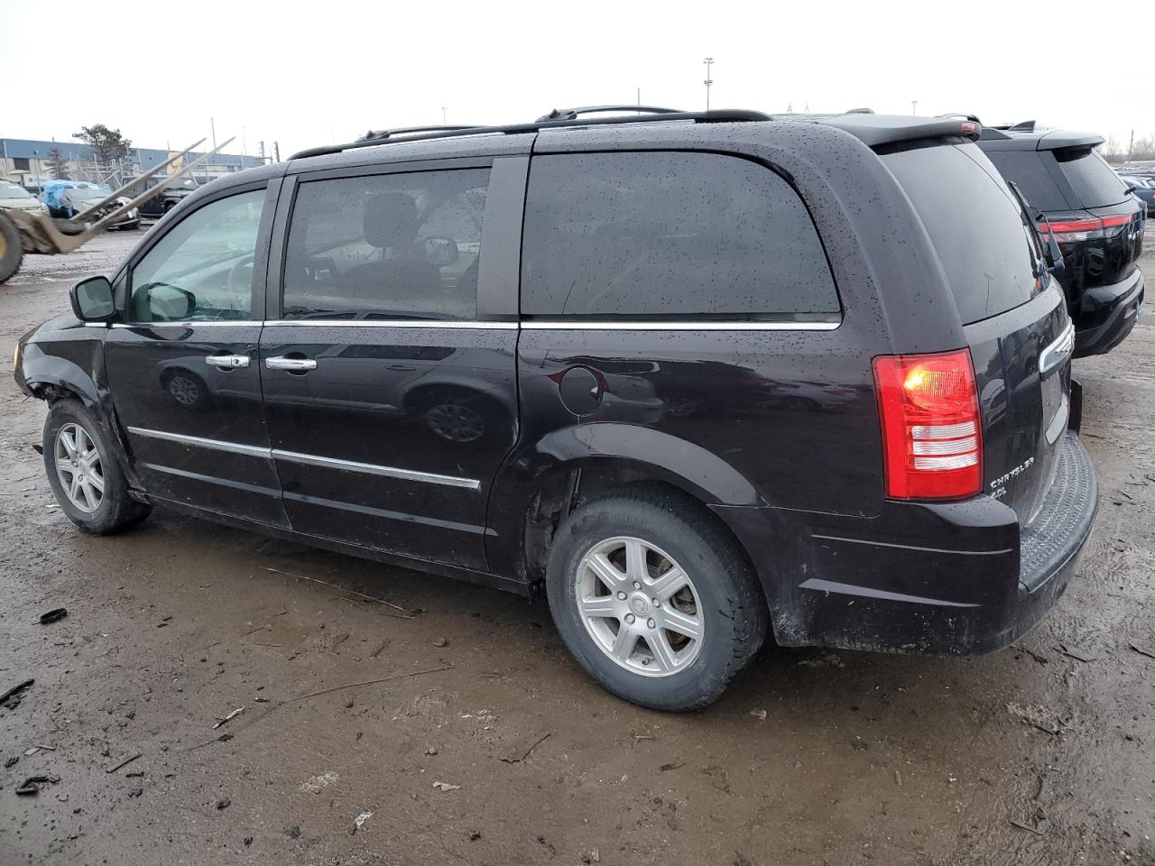 Image 2 of 2010 CHRYSLER TOWN & COUNTRY TOURING PLUS 2010 with VIN 2A4RR8DX6AR334246