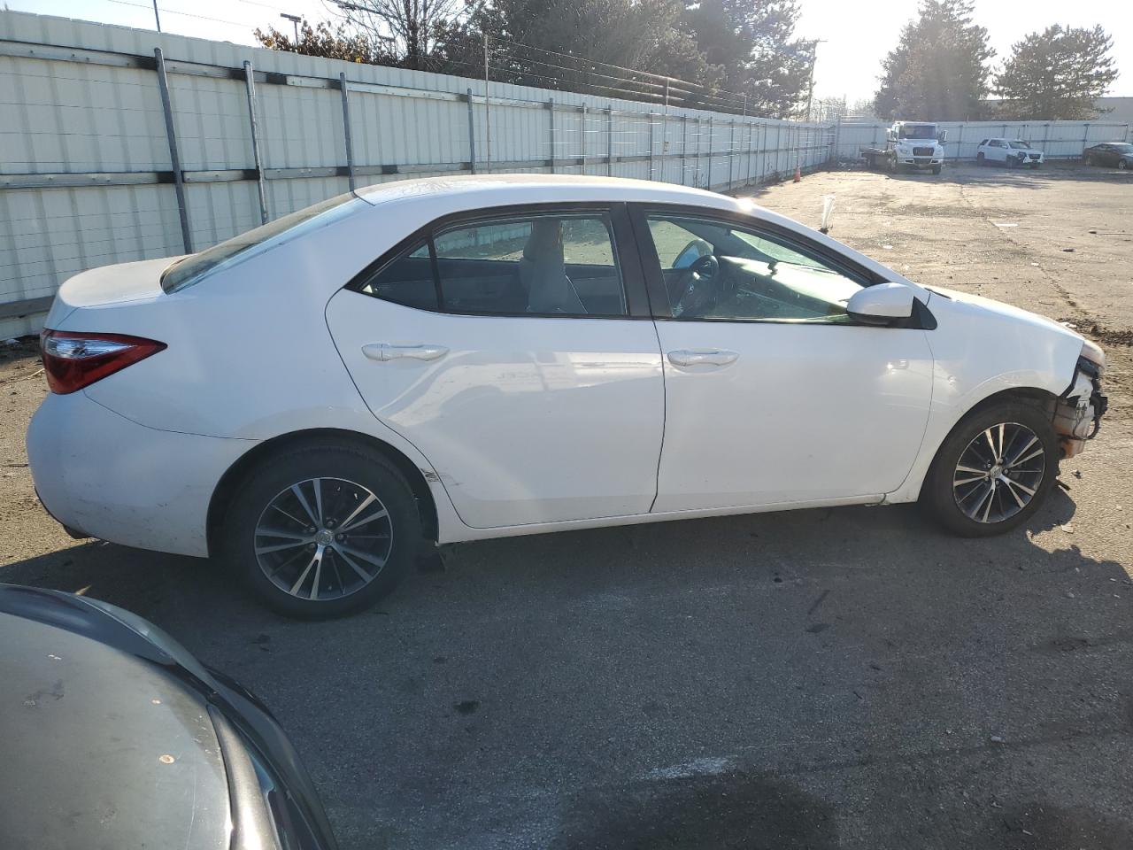 Image 3 of 2016 TOYOTA COROLLA L 2016 with VIN 2T1BURHE4GC520042