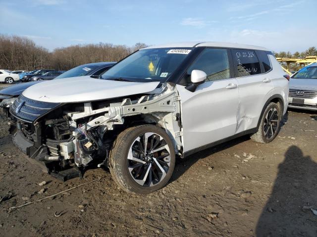 2022 MITSUBISHI OUTLANDER ES 2022 image