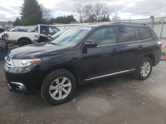 Image 1 of 2013 TOYOTA HIGHLANDER BASE 2013 with VIN 5TDBK3EH8DS218953